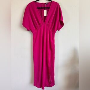 ADOR Pink Midi Dress with Plunge Neckline and‎ leg Slit